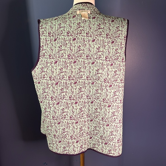 Orvis Women's REVERSIBLE quilted vest, size M, 2 patterns, mini print & patches - Picture 5 of 14